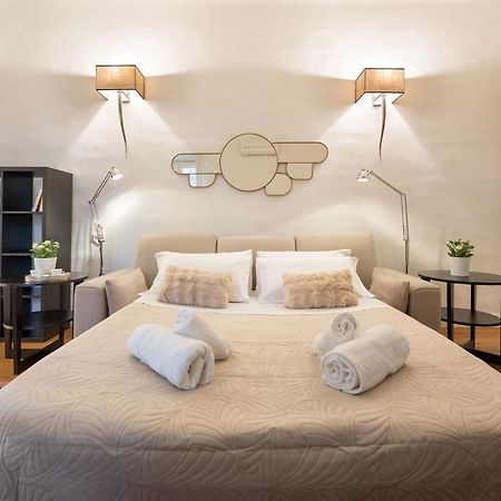 Tb-One Bedroom Luxury Apartment In The Fashion District Флоренція Екстер'єр фото