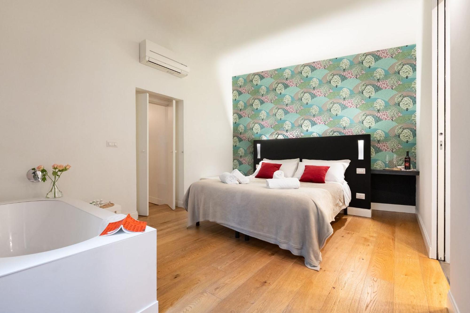 Tb-One Bedroom Luxury Apartment In The Fashion District Флоренція Екстер'єр фото